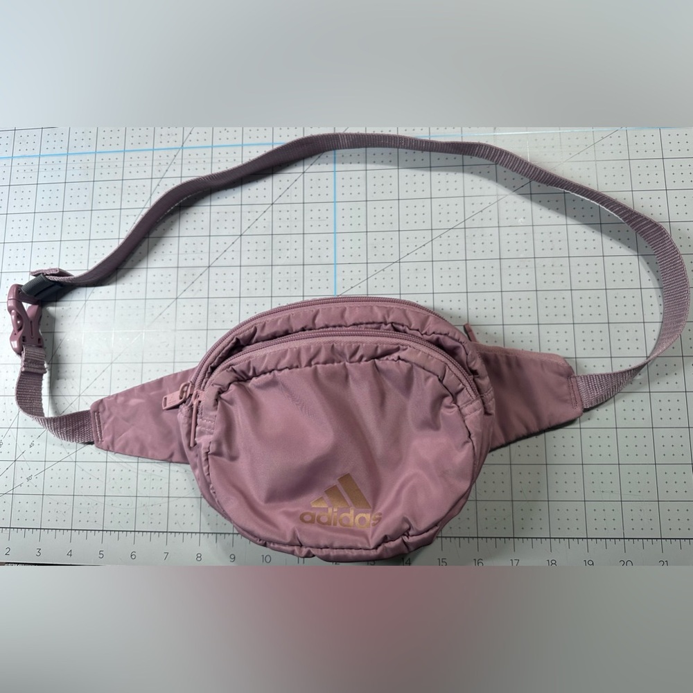Adidas Women’s Training Waist Pack Fanny Pack Adjustable Strap